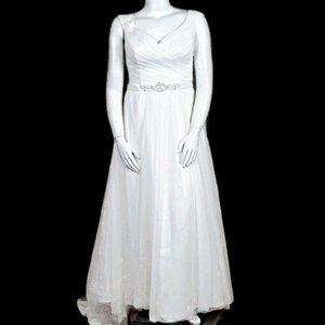 David's Bridal Ivory White Wedding Gown with Beaded Sash